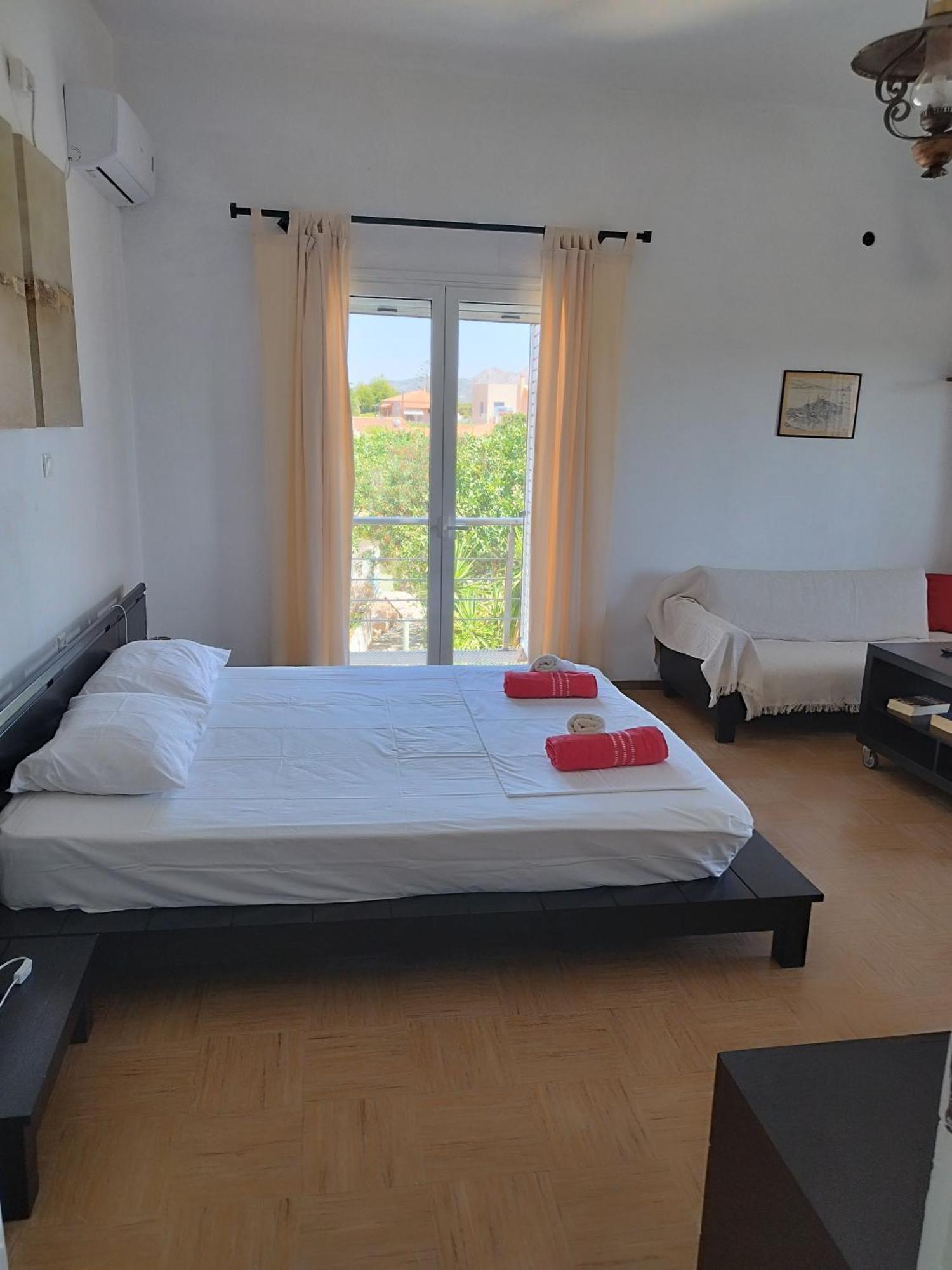 Solmar Aegina With Private Pool - Jacuzzi Apartment Khloi Екстериор снимка